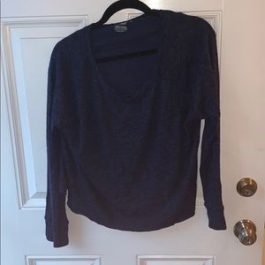 American Eagle soft & sexy navy tee